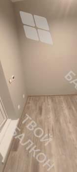 Отделка балкона с утеплением в многоквартирном доме