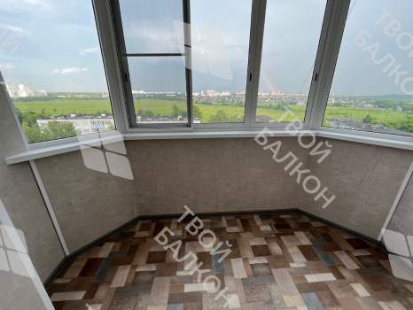 Остекление и отделка балкона панелями ПВХ