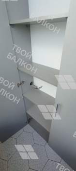 Установка шкафа на балконе