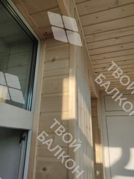 Холодное остекление балкона и отделка деревянной вагонкой