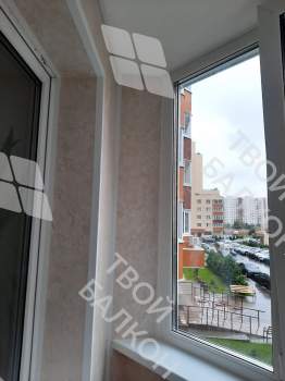 Отделка и остекление Г-образного балкона