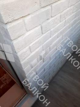 Отделка и остекление Г-образного балкона