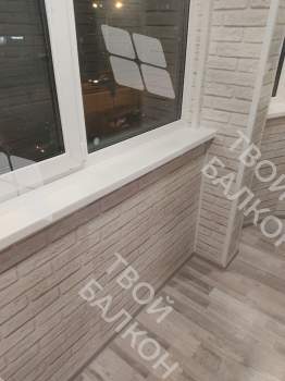 Отделка балкона с установкой теплого пола