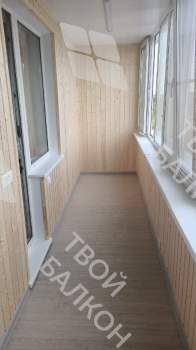 Отделка балкона профилем Rehau Grazio 70 под ключ с утеплением в многоквартирном доме