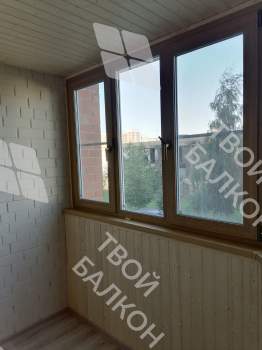 Отделка стен и потолка на балконе