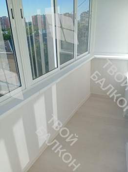 Остекление балкона и отделка стен