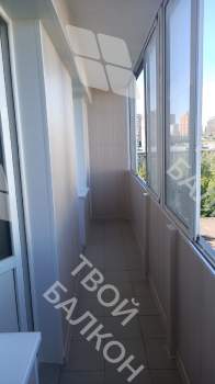 Отделка стен и потолка балкона ПВХ панелями