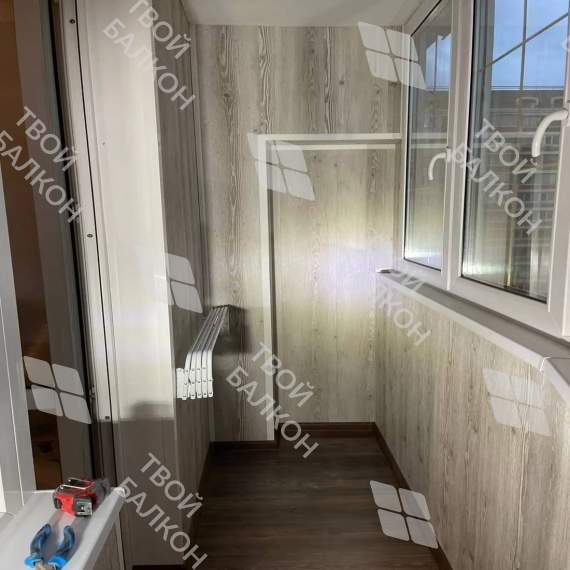 Отделка балкона с утеплением в многоквартирном доме