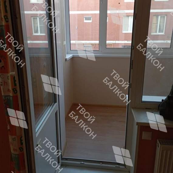 Остекление профилем Rehau и отделка балкона