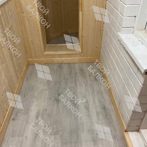 Отделка и утепление эркерного балкона